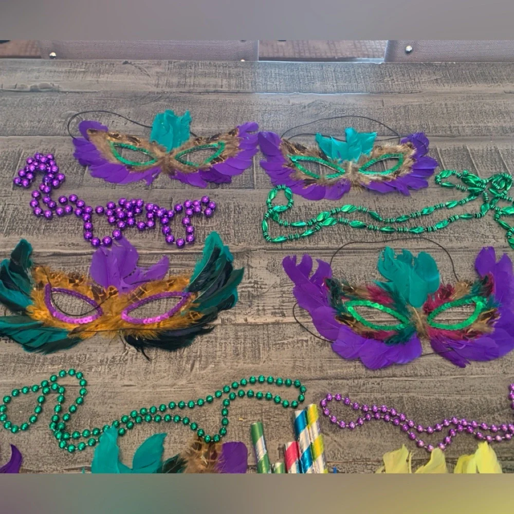 Mardi Gras Masks 6 Feather Sequin Elastic Band, 6 Bead Necklaces, Masquerade EUC